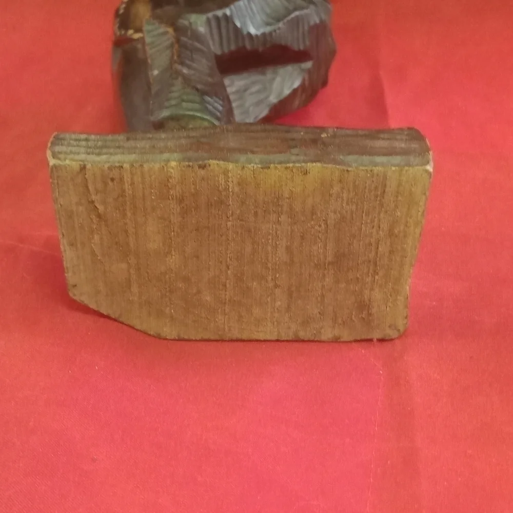 Vintage Handcarved Wood Figurine Man African With Drum Africa Primitive - Picture 6 of 6